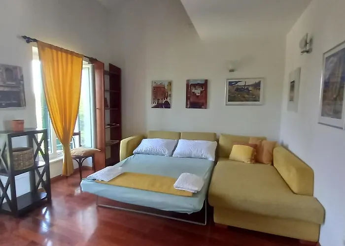 Captains Place Apartment